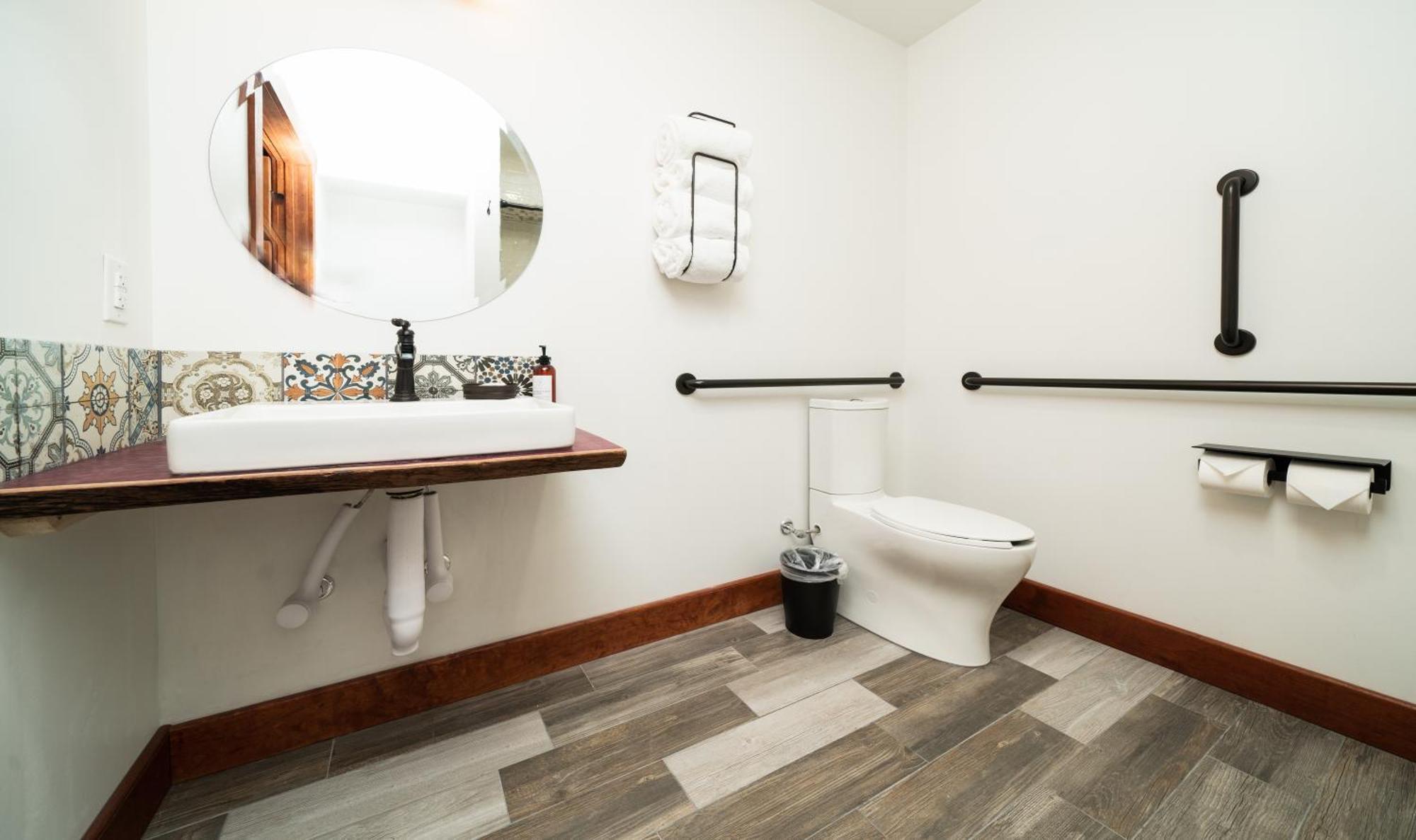 The Horton Hotel Boone Room photo